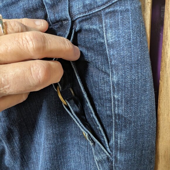 7 For All Mankind Stylish Blue Flared Jeans (u6010418S-418S) Size 29 - Picture 6 of 14